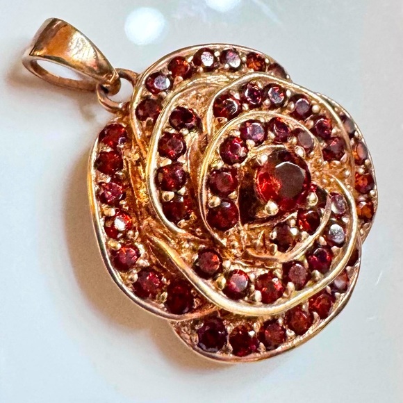 Rose Gold Over Sterling Garnet Rose Pendant - Picture 7 of 11